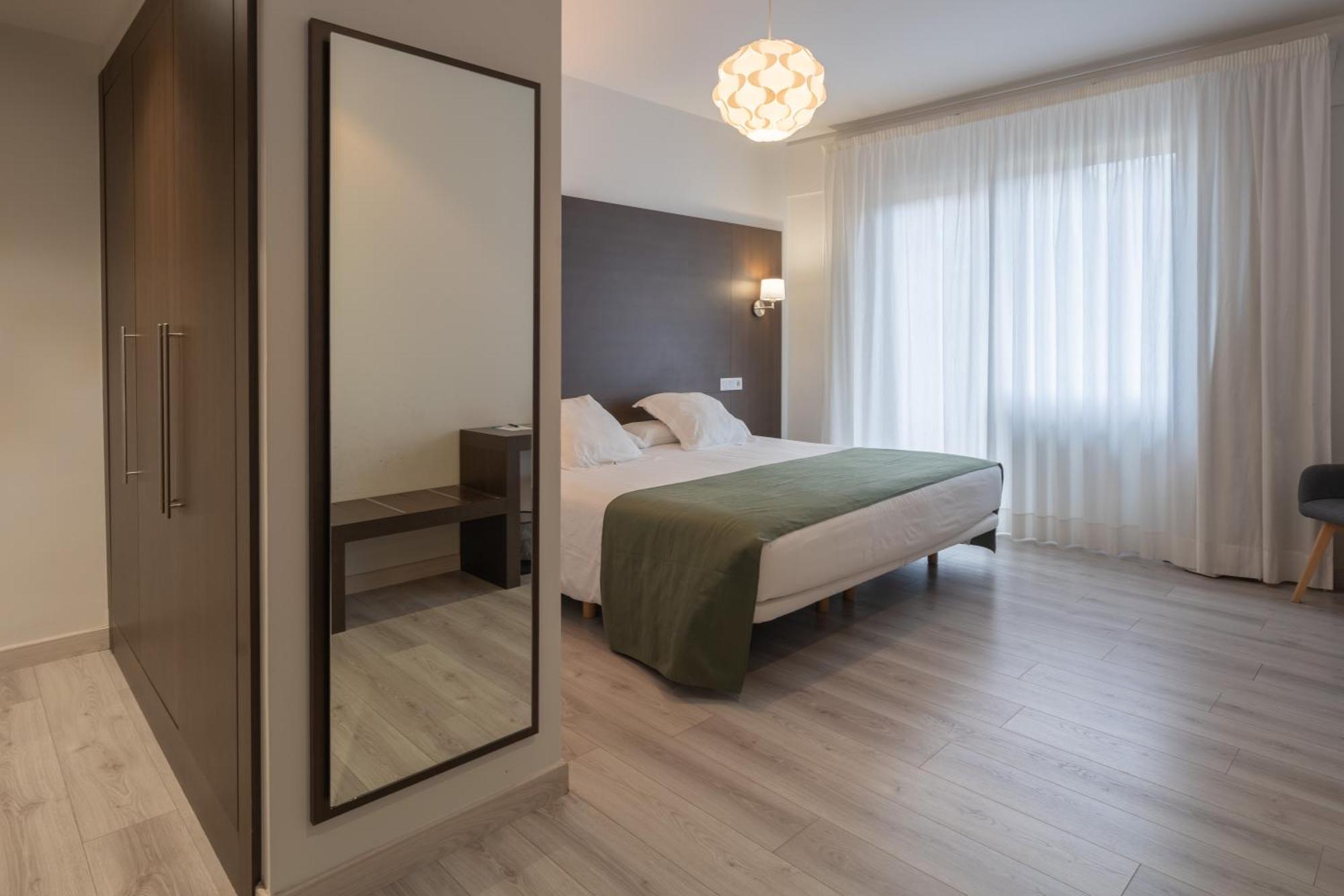 Hotel Mendez Nunez 루고 외부 사진